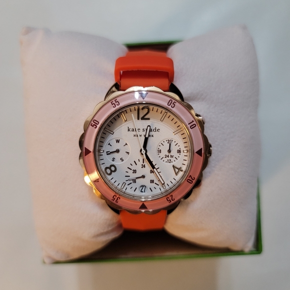 kate spade new york baywater multifunction matte pink silicone watch - Picture 3 of 6